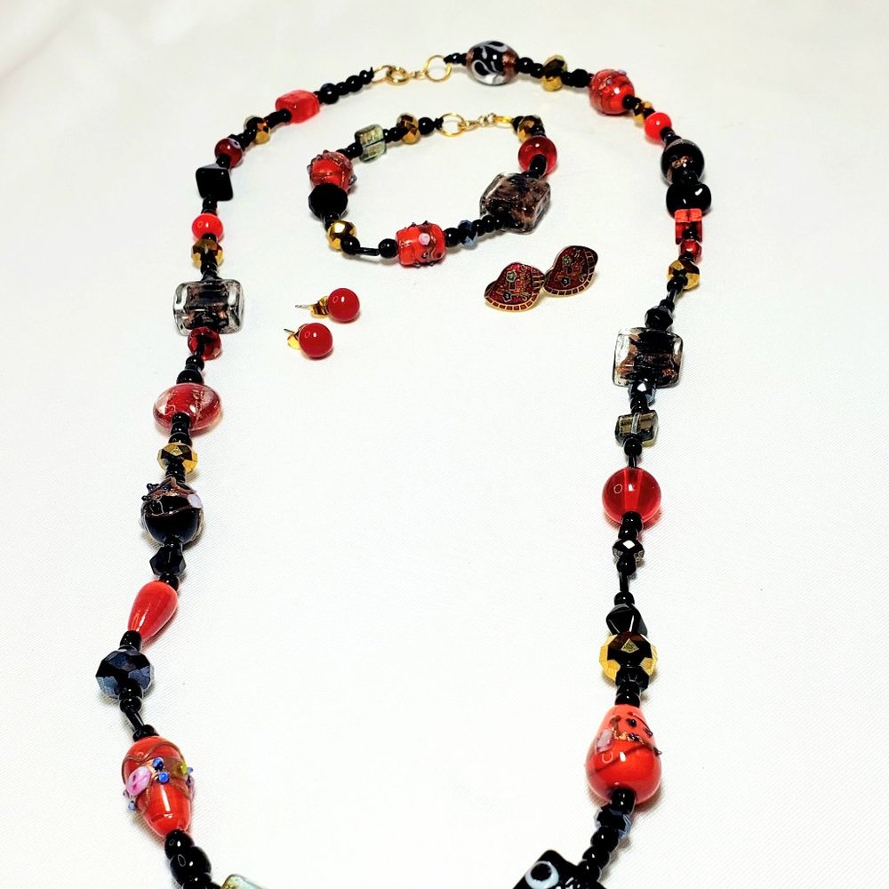 Vintage 4 pc Glass Bead 27" Strand Necklace Pierced Earring & Bracelet Set JY878